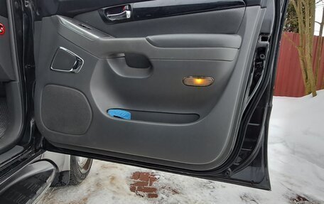 Toyota Land Cruiser Prado 120 рестайлинг, 2008 год, 2 350 000 рублей, 18 фотография