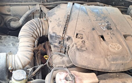 Toyota Land Cruiser Prado 120 рестайлинг, 2008 год, 2 350 000 рублей, 23 фотография