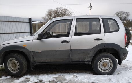 Chevrolet Niva I рестайлинг, 2013 год, 455 000 рублей, 3 фотография