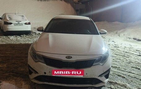 KIA Optima IV, 2020 год, 1 000 000 рублей, 1 фотография