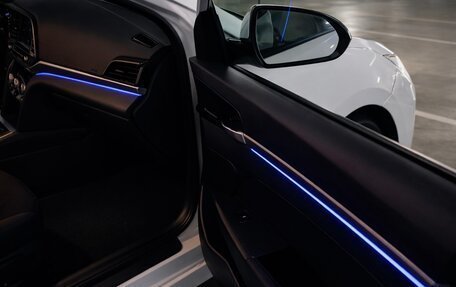 Hyundai Elantra VI рестайлинг, 2019 год, 1 500 000 рублей, 8 фотография