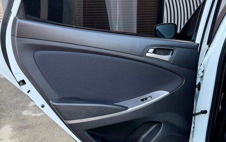 Hyundai Solaris II рестайлинг, 2014 год, 1 300 000 рублей, 9 фотография