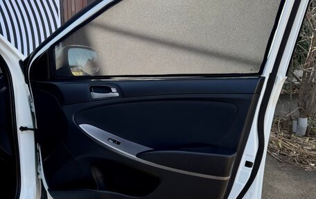 Hyundai Solaris II рестайлинг, 2014 год, 1 300 000 рублей, 12 фотография