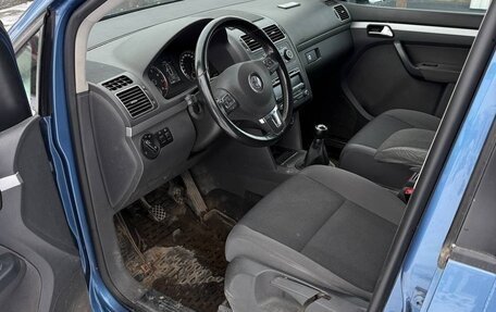 Volkswagen Touran III, 2011 год, 1 000 000 рублей, 5 фотография