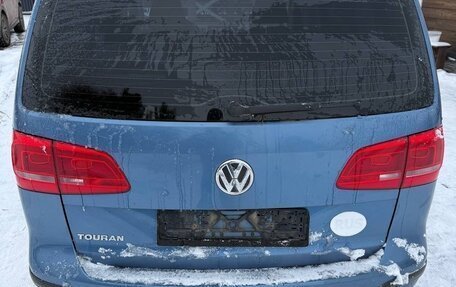 Volkswagen Touran III, 2011 год, 1 000 000 рублей, 7 фотография