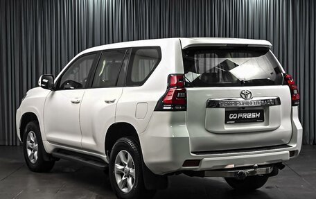 Toyota Land Cruiser Prado 150 рестайлинг 2, 2013 год, 2 998 000 рублей, 2 фотография