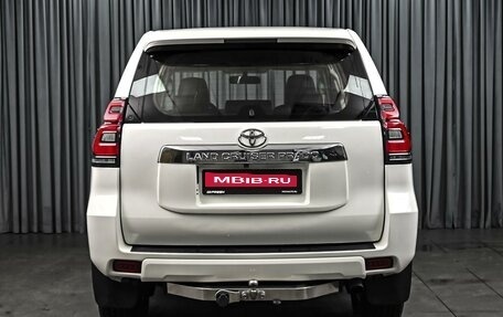 Toyota Land Cruiser Prado 150 рестайлинг 2, 2013 год, 2 998 000 рублей, 4 фотография