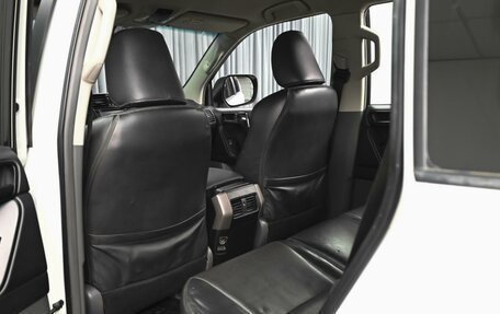 Toyota Land Cruiser Prado 150 рестайлинг 2, 2013 год, 2 998 000 рублей, 11 фотография