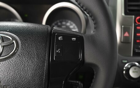 Toyota Land Cruiser Prado 150 рестайлинг 2, 2013 год, 2 998 000 рублей, 20 фотография