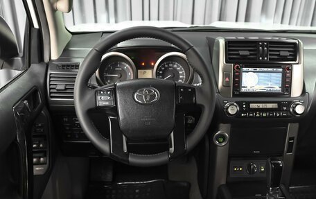 Toyota Land Cruiser Prado 150 рестайлинг 2, 2013 год, 2 998 000 рублей, 13 фотография