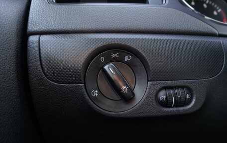 Volkswagen Jetta VI, 2015 год, 1 089 000 рублей, 17 фотография