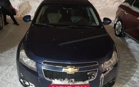 Chevrolet Cruze II, 2011 год, 720 000 рублей, 4 фотография