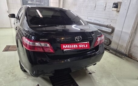 Toyota Camry, 2010 год, 1 350 000 рублей, 7 фотография