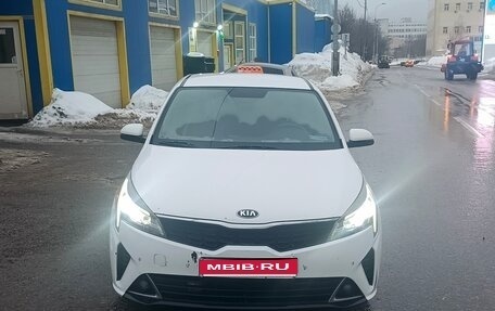 KIA Rio IV, 2021 год, 1 150 000 рублей, 1 фотография