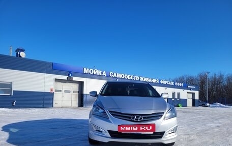 Hyundai Solaris II рестайлинг, 2015 год, 929 000 рублей, 6 фотография