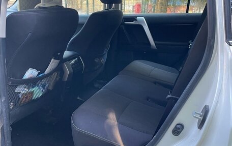 Toyota Land Cruiser Prado 150 рестайлинг 2, 2017 год, 4 370 000 рублей, 13 фотография