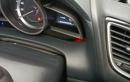 Mazda Axela, 2016 год, 1 070 000 рублей, 13 фотография