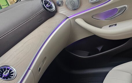 Mercedes-Benz E-Класс, 2019 год, 3 900 000 рублей, 2 фотография