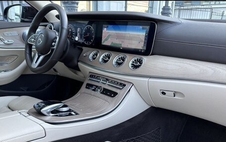 Mercedes-Benz E-Класс, 2019 год, 3 900 000 рублей, 8 фотография