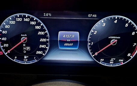 Mercedes-Benz E-Класс, 2019 год, 3 900 000 рублей, 3 фотография