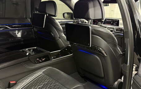 BMW 7 серия, 2019 год, 7 500 000 рублей, 14 фотография