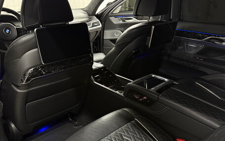 BMW 7 серия, 2019 год, 7 500 000 рублей, 16 фотография