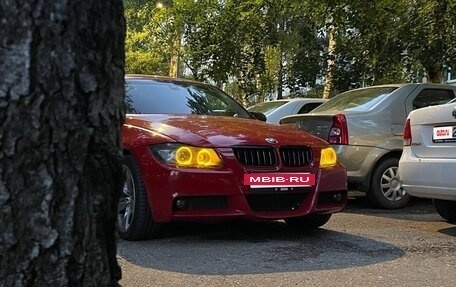 BMW 3 серия, 2007 год, 750 000 рублей, 2 фотография