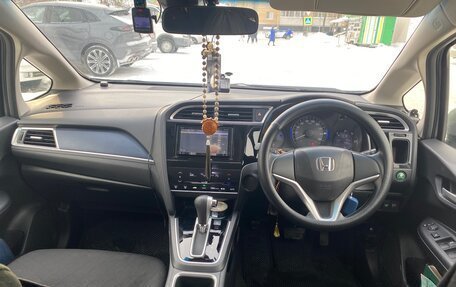 Honda Shuttle II, 2017 год, 1 250 000 рублей, 1 фотография