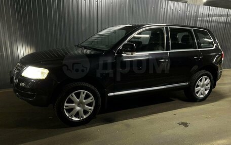 Volkswagen Touareg III, 2004 год, 1 000 000 рублей, 2 фотография