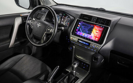 Toyota Land Cruiser Prado 150 рестайлинг 2, 2020 год, 4 599 000 рублей, 9 фотография