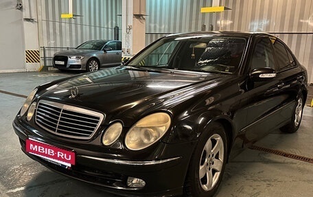 Mercedes-Benz E-Класс, 2002 год, 450 000 рублей, 2 фотография