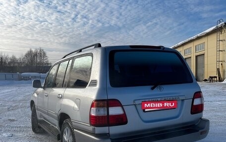 Toyota Land Cruiser 100 рестайлинг 2, 2007 год, 3 000 000 рублей, 8 фотография