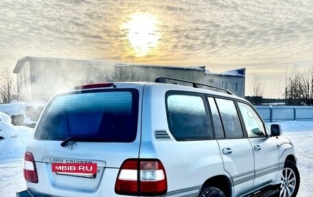 Toyota Land Cruiser 100 рестайлинг 2, 2007 год, 3 000 000 рублей, 12 фотография