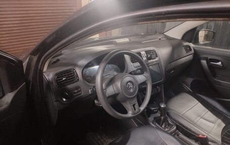 Volkswagen Polo VI (EU Market), 2011 год, 500 000 рублей, 7 фотография