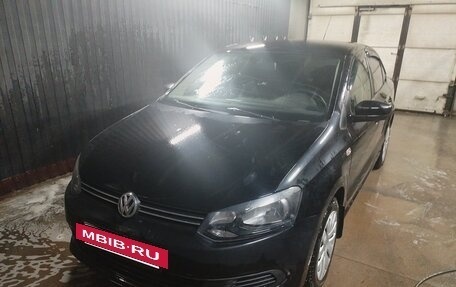 Volkswagen Polo VI (EU Market), 2011 год, 500 000 рублей, 2 фотография