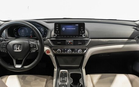 Honda Accord IX рестайлинг, 2019 год, 2 400 000 рублей, 6 фотография