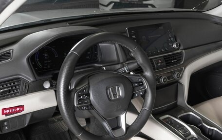 Honda Accord IX рестайлинг, 2019 год, 2 400 000 рублей, 5 фотография