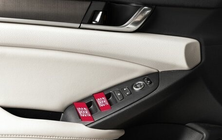 Honda Accord IX рестайлинг, 2019 год, 2 400 000 рублей, 9 фотография