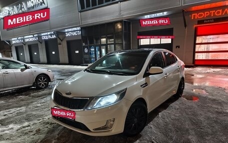 KIA Rio III рестайлинг, 2013 год, 810 000 рублей, 3 фотография
