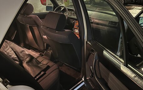 Mercedes-Benz W124, 1987 год, 350 000 рублей, 6 фотография