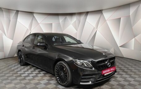 Mercedes-Benz E-Класс, 2019 год, 2 695 150 рублей, 3 фотография