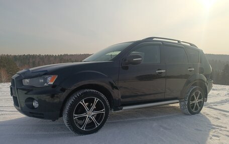 Mitsubishi Outlander III рестайлинг 3, 2010 год, 1 200 000 рублей, 4 фотография