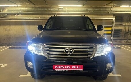 Toyota Land Cruiser 200, 2012 год, 4 500 000 рублей, 3 фотография