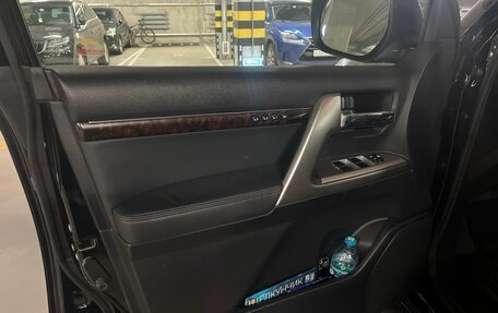 Toyota Land Cruiser 200, 2012 год, 4 500 000 рублей, 19 фотография