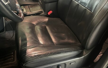 Toyota Land Cruiser 200, 2012 год, 4 500 000 рублей, 23 фотография