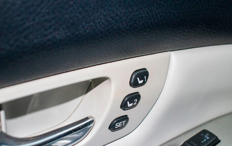 Lexus RX II рестайлинг, 2005 год, 1 094 000 рублей, 15 фотография