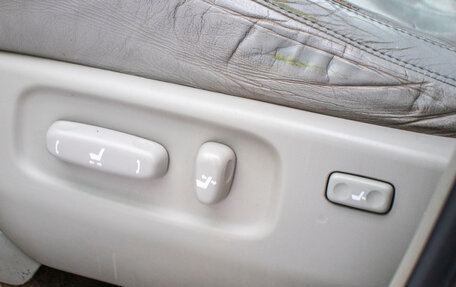 Lexus RX II рестайлинг, 2005 год, 1 094 000 рублей, 22 фотография