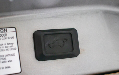 Lexus RX II рестайлинг, 2005 год, 1 094 000 рублей, 30 фотография