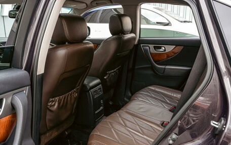 Infiniti QX70, 2014 год, 1 680 000 рублей, 11 фотография