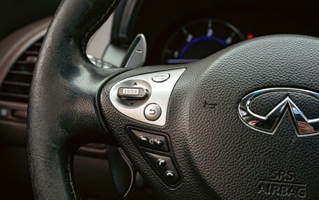 Infiniti QX70, 2014 год, 1 680 000 рублей, 17 фотография